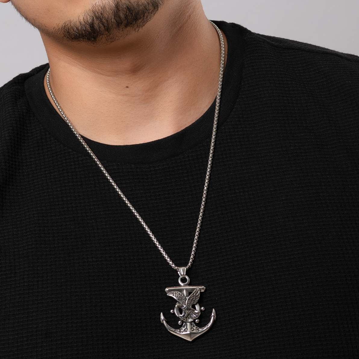 ANCHORE ADORNED NECKLACE - Image 4