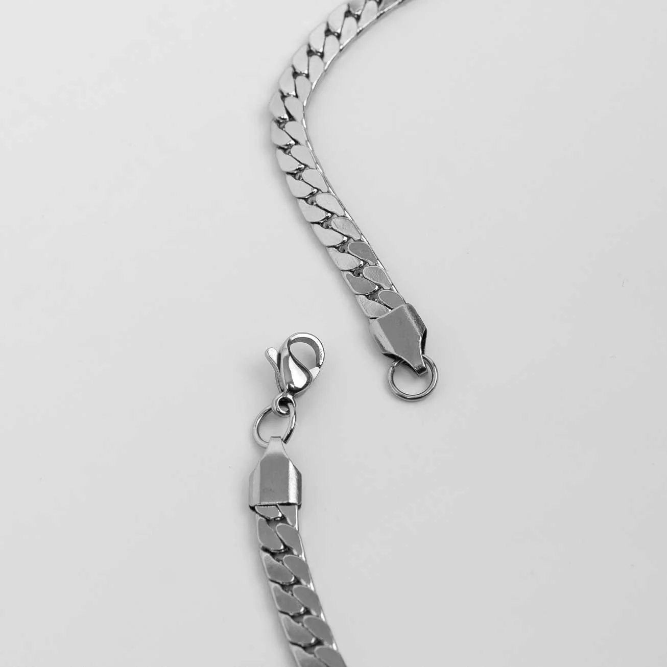 Classic Flat Silver Chain - Image 4