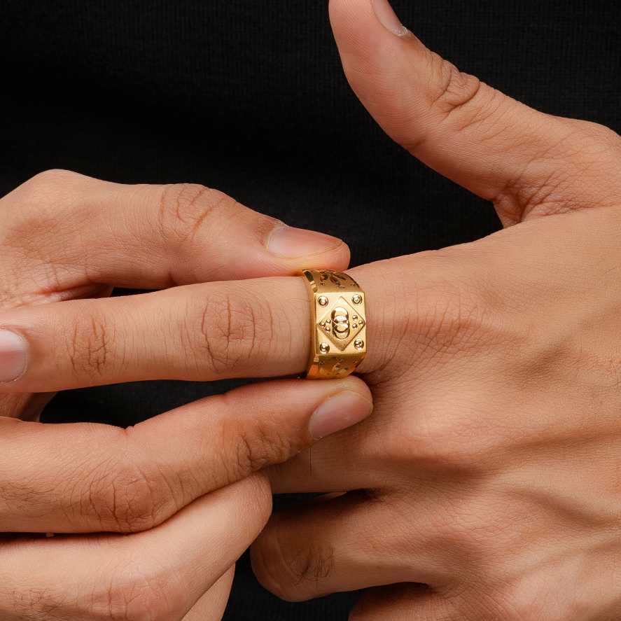 Golden Emblem Ring - Image 3