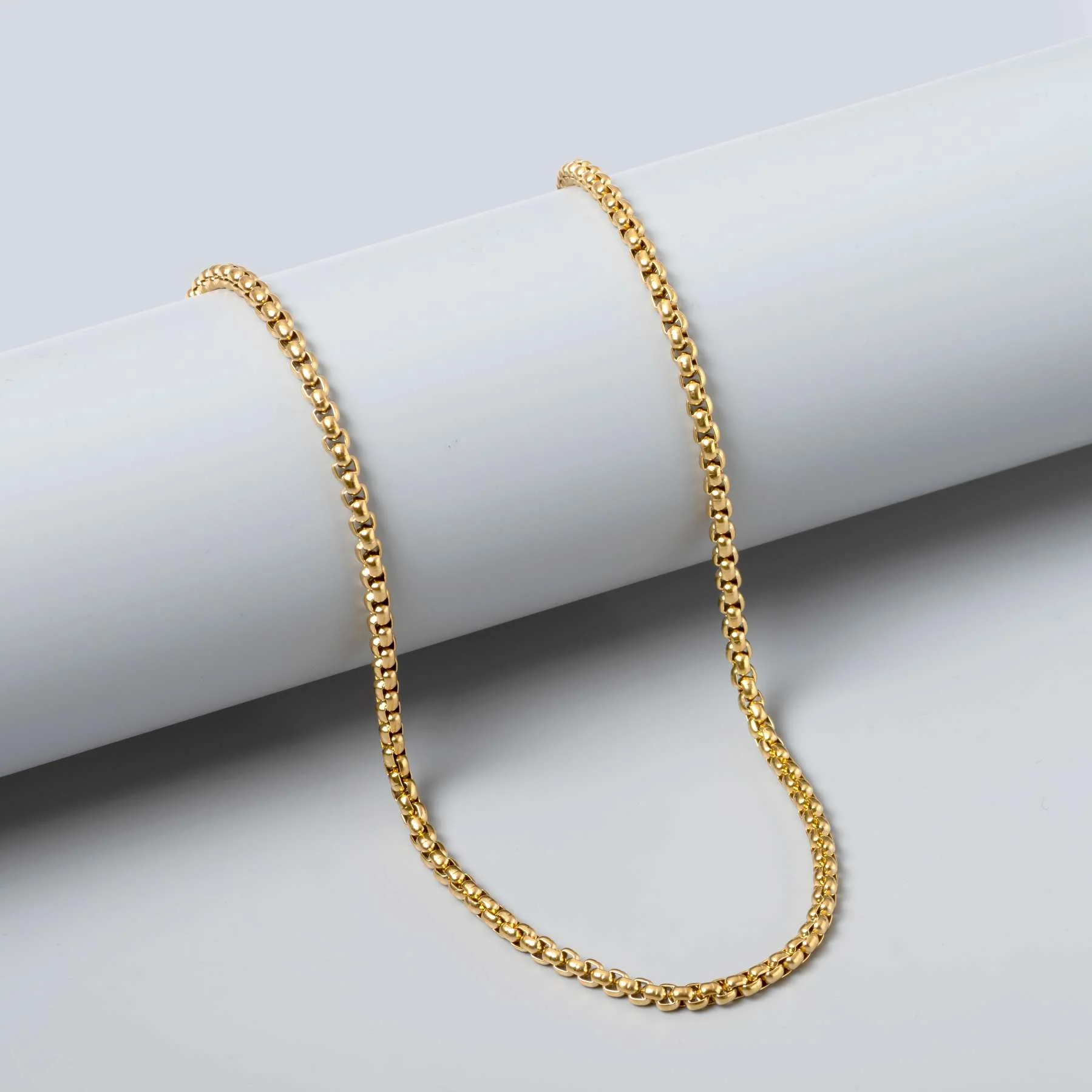 Luxe Lariat 18K Gold Plated Chain - Image 3
