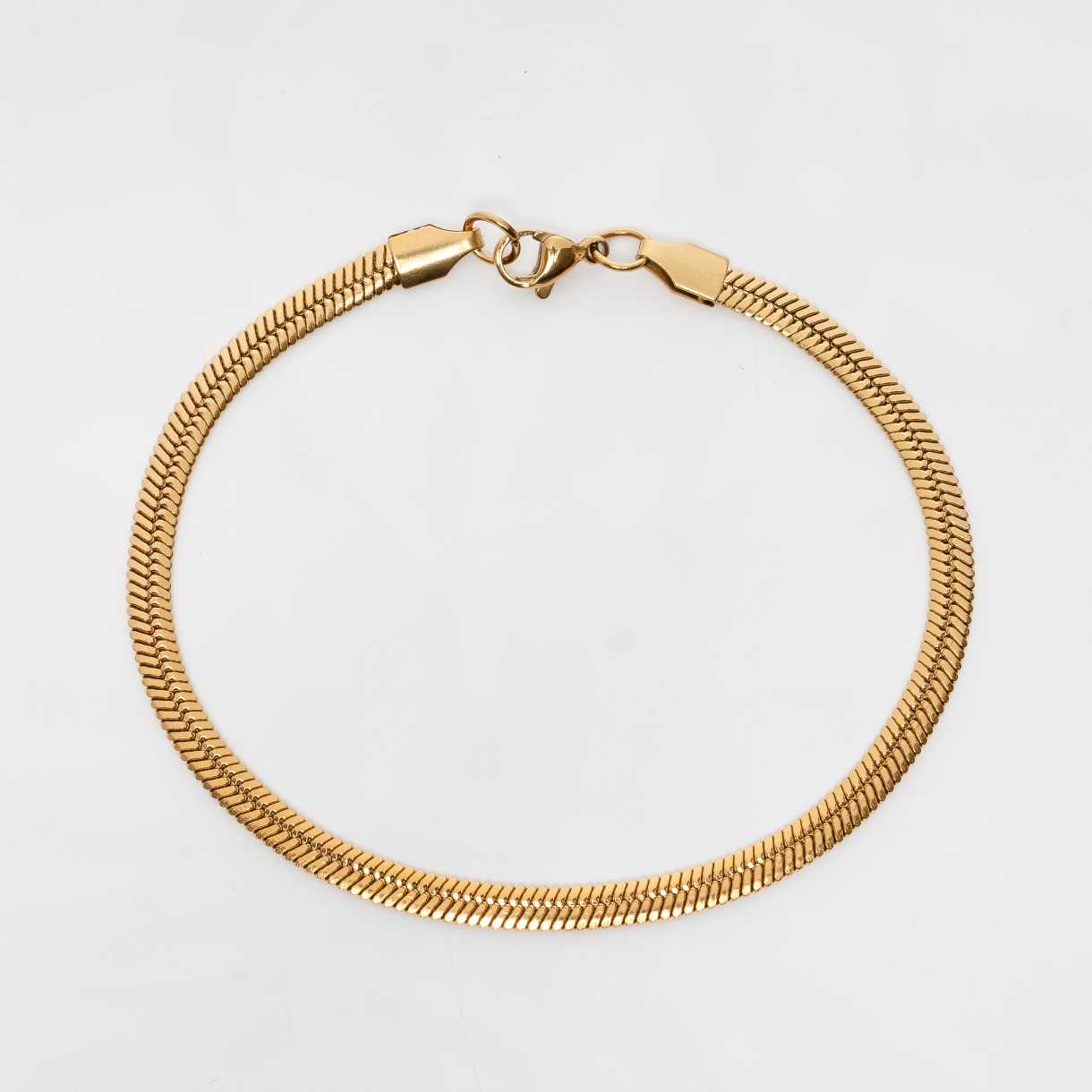 BRACELET UNDER 700