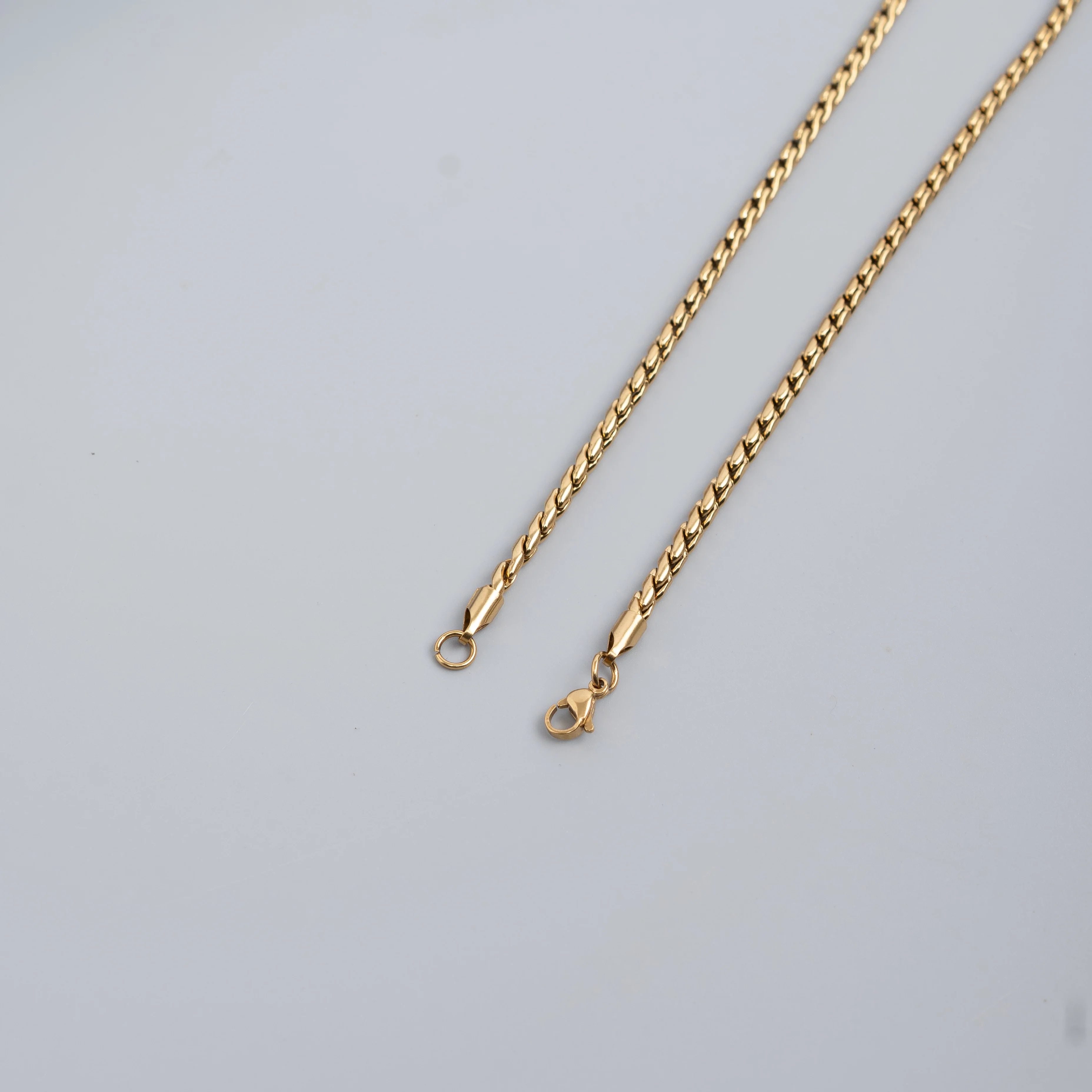 Royal Twist 18K Gold Plated Chain - Image 2